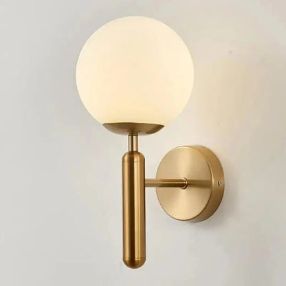 Arandela de Parede Moderna Dourada em Metal