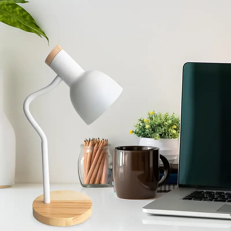 Luminária de Mesa Articulada Flexível