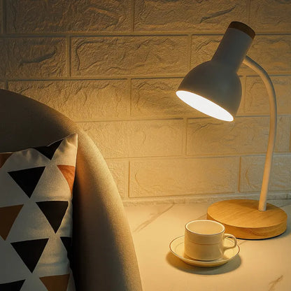 Luminária de Mesa Articulada Flexível