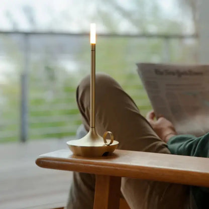 Luminária de Mesa Estilo Vela Sem Fio