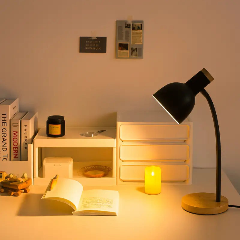 Luminária de Mesa Articulada Flexível